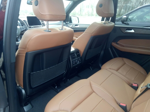 2019款奔驰GLE400配置高调，加版价格如何？