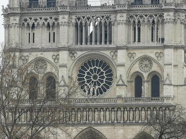 华为 P30 Pro 最大的相机武器:夜间模式 3D 镜