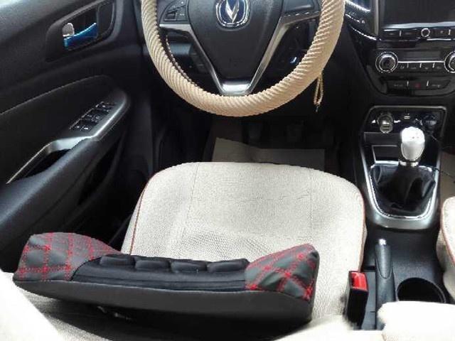 �����ĵ�SUV����೬2��5��һ����800�������6��