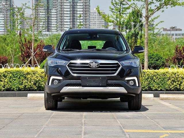 奔腾X80一款被冷落的车,搭载1.8T/2.0L动力强劲