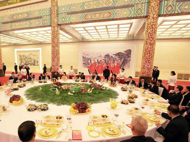 中国国宴上的一道菜, 被老外嘲笑太廉价, 网友: 你们吃得起吗?