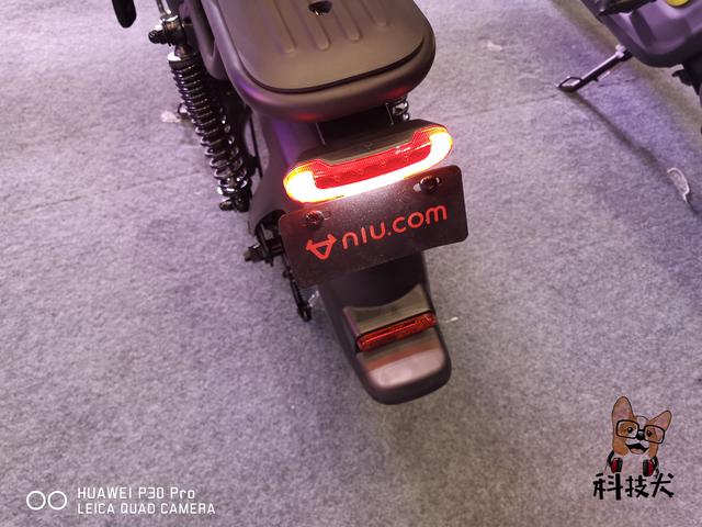 小牛旗下专业运动自行车品牌NIU AERO系列发布 最高售价61999元