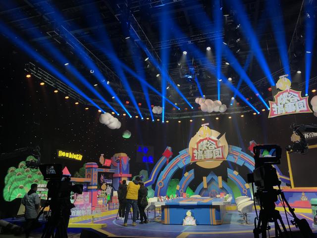 刘亦菲曾暗恋他6年,今已娶小10岁娇妻,网友:人