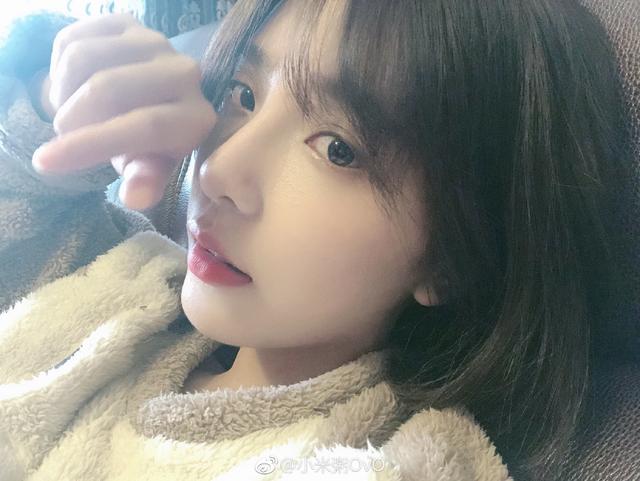 斗鱼LOL女主播崛起，超越周淑怡，粉丝刷超火只为听她骂人