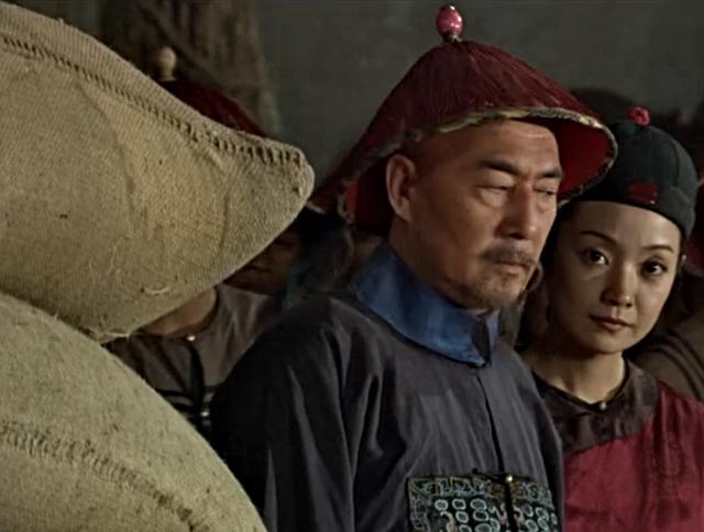 康熙巧用花翎教训明珠,原来“顶戴花翎”如此讲究 康熙巧用花翎教训明珠,原来“顶戴花翎”如此讲究