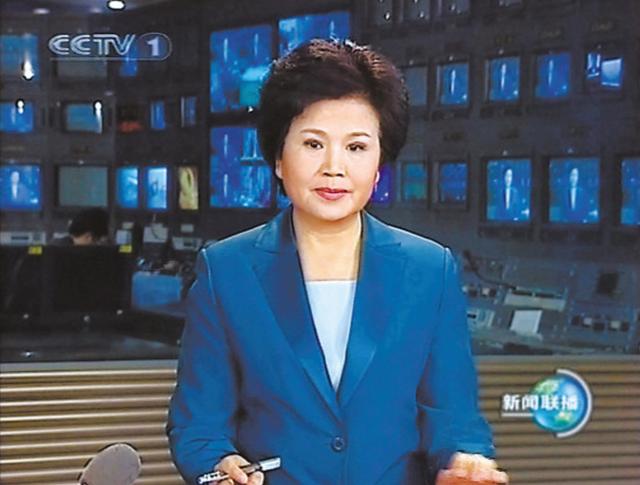 邢质斌主持新闻联播28年，却因广告损害了形象，今71岁憔悴无人识