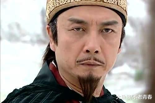 铁胆神侯放在《风云》里是什么水平? 雄霸可能会被打哭