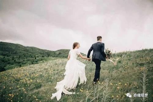 月老赐姻缘,占卜你们两人会走入婚姻吗?心诚则灵! 月老赐姻缘,占卜你们两人会走入婚姻吗?心诚则灵!