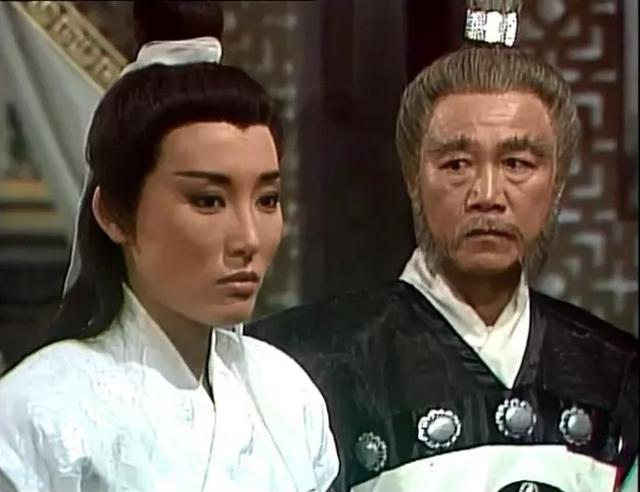 25年前的《莲花争霸》秒杀太子妃,可惜风华绝代的白玉川变大妈了|莲花