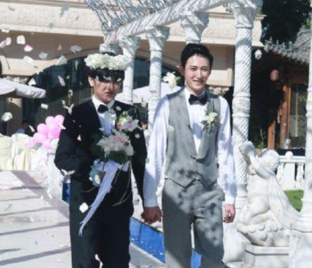 吴奇隆刘诗诗相差17岁都不算啥，他们才是真爱，娱乐圈的第一人