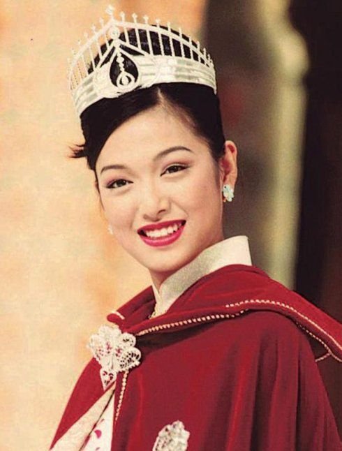 “小棠菜”李珊珊近照身材发福，曾被指患脑瘤变卖港姐后冠惹争议