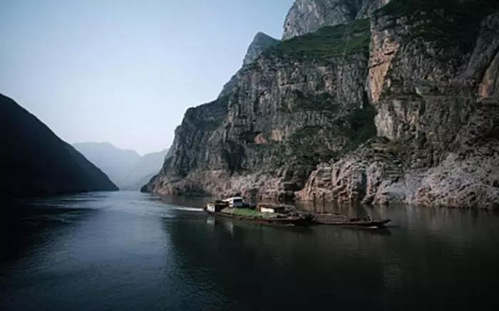 中外著名风景名胜简介--长江三峡|瞿塘峡|