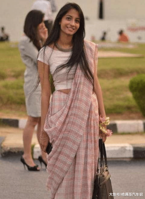 印度富婆来中国炫富,呆了10天后不想回国了,感