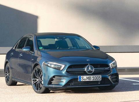 梅赛德斯-AMG A35三厢版官图发布 奥迪A3的