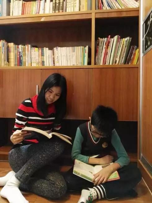 亲子阅读不仅仅只是哄娃睡,家长如何正确陪伴孩子亲子