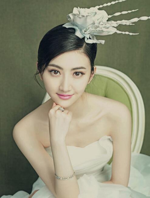 景甜唯美婚纱照,端庄脱俗幸福洋溢