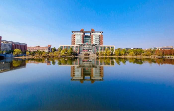 湖南被低估的3所大学，一个是211大学，一个是全国百强大学