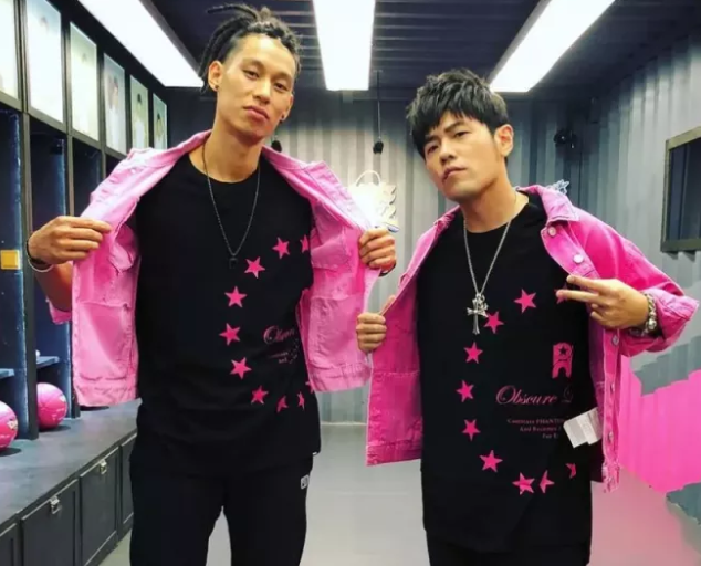 昆凌支持Curry但杰倫並不改變初心  他依舊為摯友林書豪投全明星票！-黑特籃球-NBA新聞影音圖片分享社區