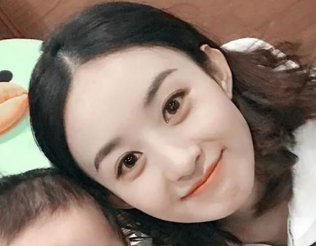 被问婚后孩子和事业两者谁重要,赵丽颖1句话回答,值得