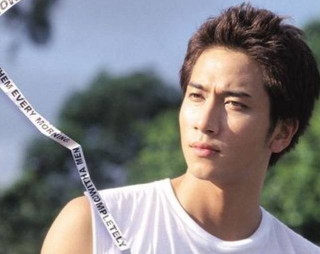 TVB最帅的5大男明星，马国明才排第四，林峰第二，第一是谁？