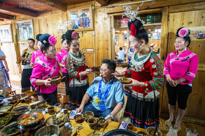 苗族独特的酒文化,“高山流水”你敢喝吗?