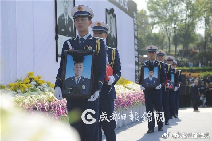 赖清德上台倒计时，中方高层接到美电话，22字已出，台海风雨欲来