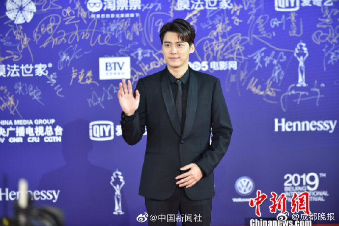  沙河浮法超白玻璃逆势启航 20亿投入资金“瞄准”全国前三,市场研究