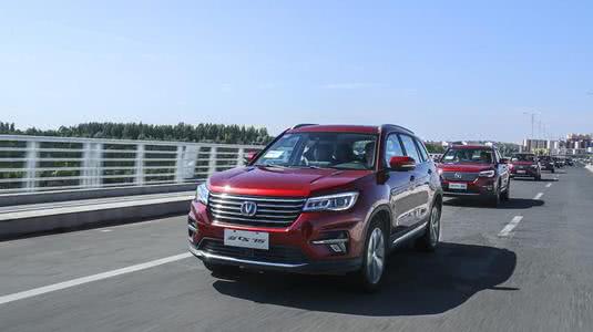 为什么国外几万公里更换一次的润滑油到了国内五千公里就要更换？