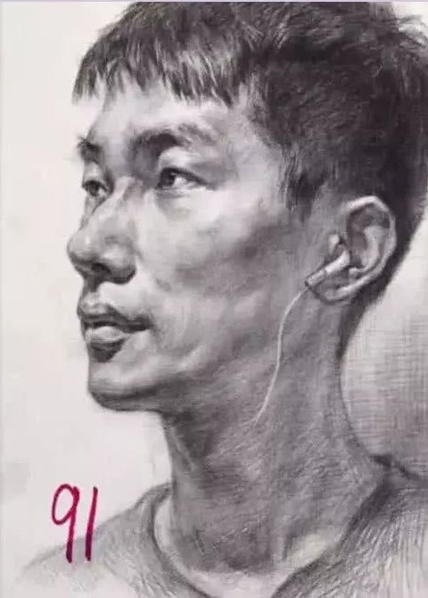 美术生学霸卷VS学渣卷,差距有多大?美术生:外行人根本看不懂 美术生学霸卷VS学渣卷,差距有多大?美术生:外行人根本看不懂