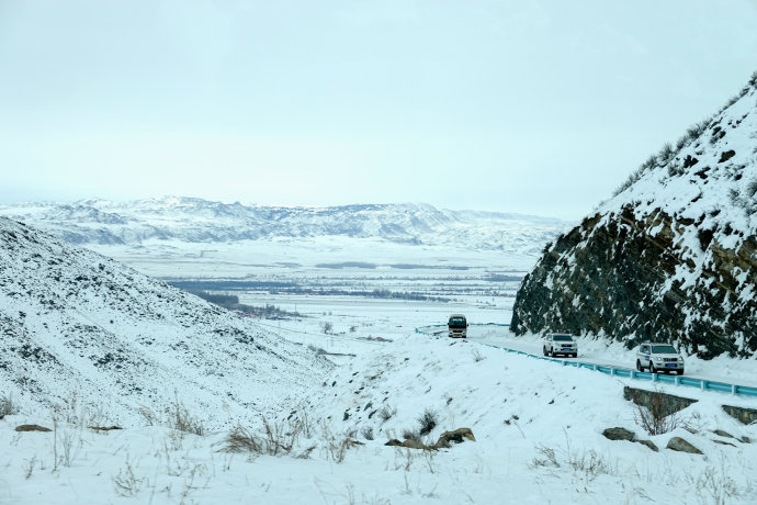 冬季新疆-银妆素裹的冰雪世界