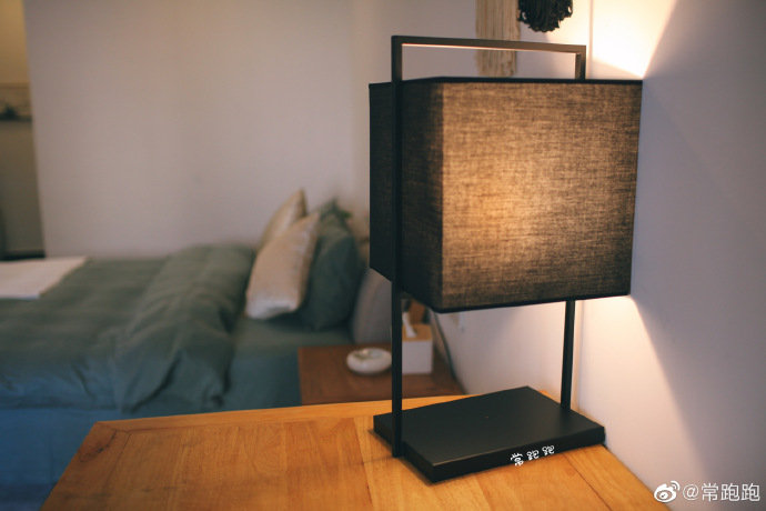 安徽屯溪也是一個(gè)很文藝的地方，在這樣的民宿里