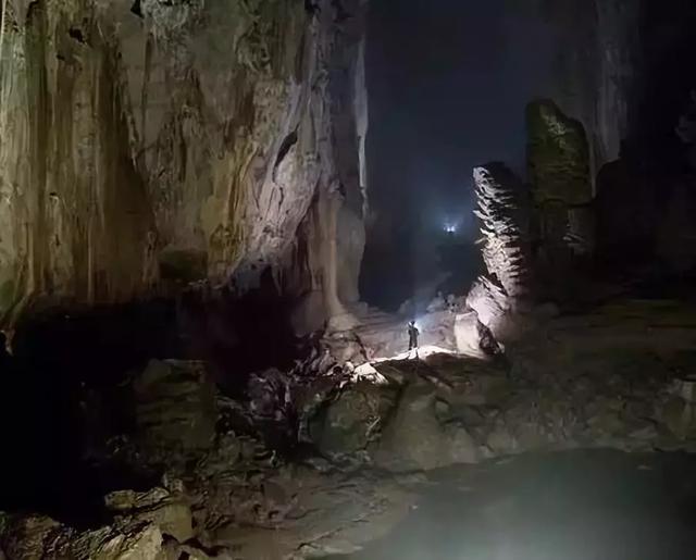 地中海无底洞，难道真的通往另一个世界？
