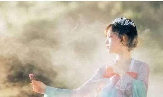 纳兰容若最著名的四首悼亡词，每一首都是经典