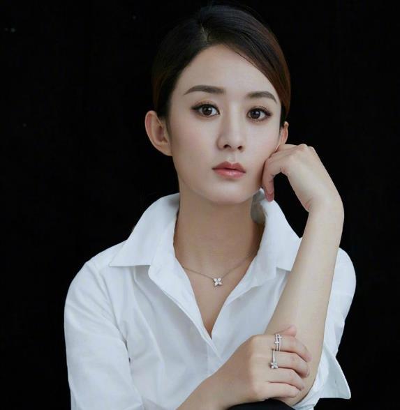 五位最受欢迎的女明星,赵丽颖已嫁为人妻,而她也走出失恋阴影