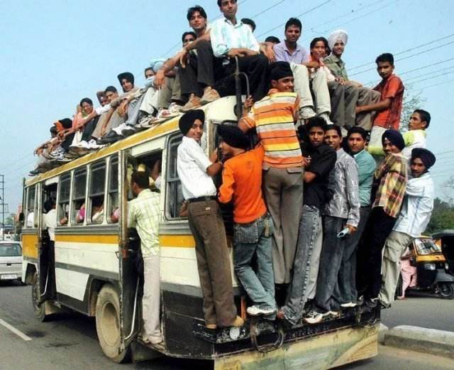 去印度旅行,千万不要坐公交车,很多人都不知道