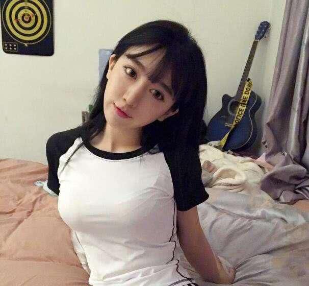 斗鱼三大美女主播狭路相逢,曾秒杀Rita的她颜值更高?