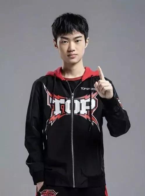 LOL职业选手门槛有多高?小马直播表示:达到这