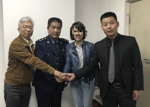 奔驰女车主与4S店和解:吃烤肉喝小酒庆祝,否认