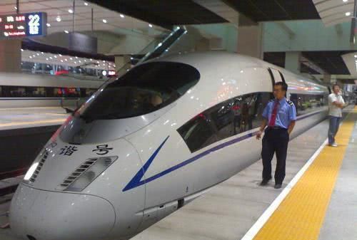中国高铁多出