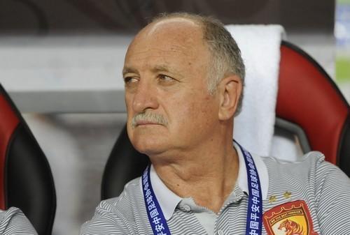 为什么很多优秀的外籍球员和教练,中超俱乐部