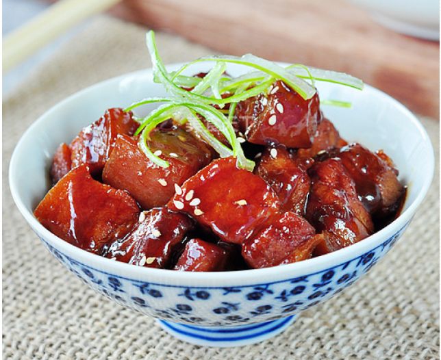 红烧肉最好吃的做法，老婆儿子都抢着吃，3斤肉一顿全吃光光