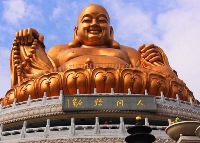 “蒋氏故里”浙江奉化,千年古寺供奉着世界最大铜制弥勒佛!