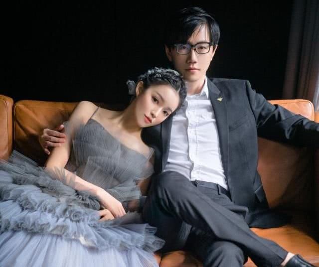 陈一发现身09婚礼现场,发姐喜笑颜开,却因钱小佳一句话受打击