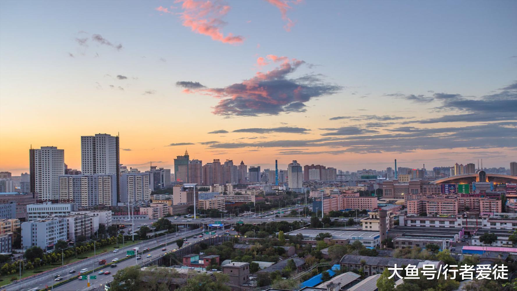 新疆仅有1个城市, 有望升为特大城市, 阿克苏 哈密的梦想破灭