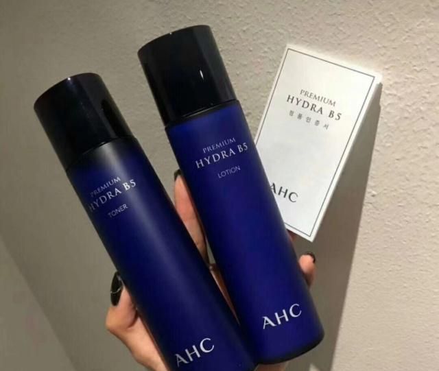 2019年抗老水乳:25用雅诗兰黛,30岁用悦薇,35