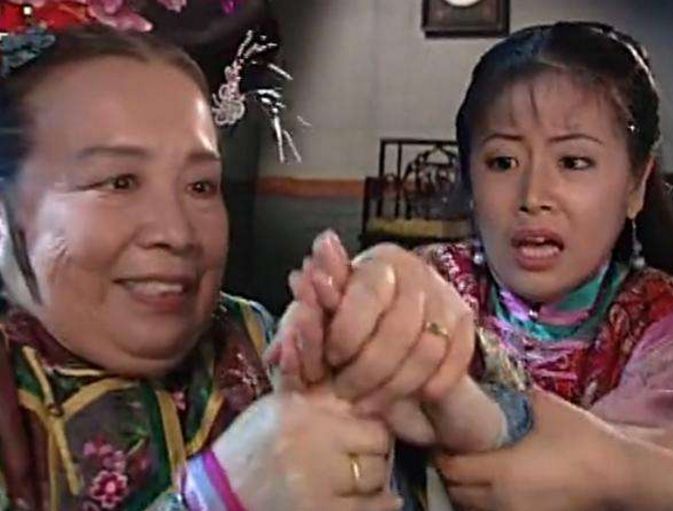 盘点影视剧中堪称童年阴影的角色,容嬷嬷扎针都输给了