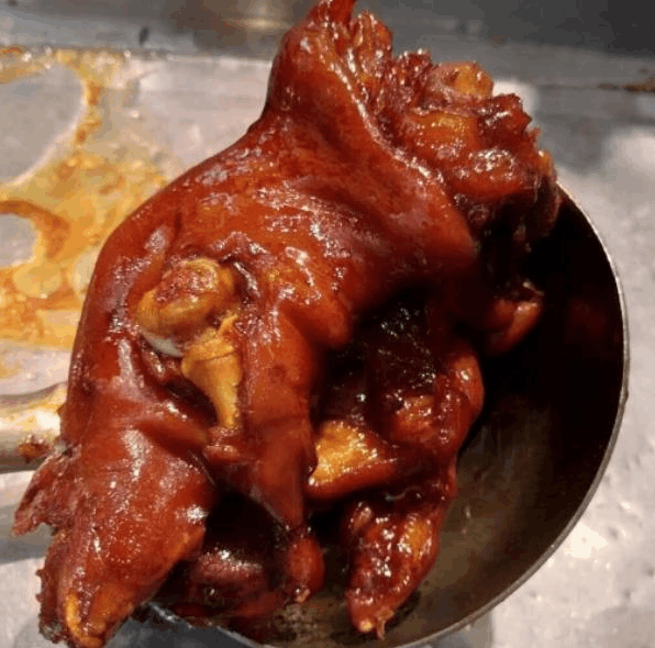 自家卤出来的肉总是发黑,学会这个技巧,卤肉色