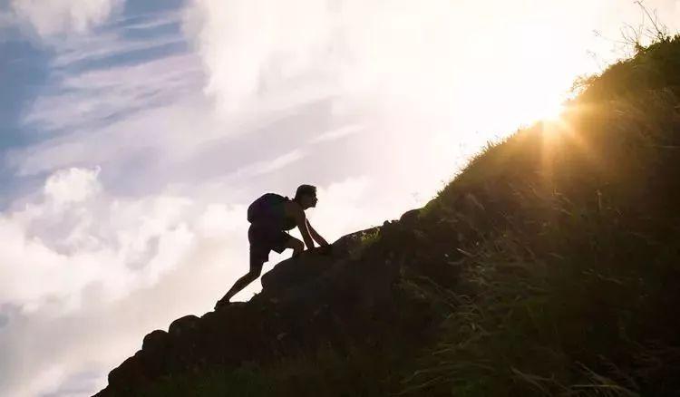 以色列前教育部长:每天不提出新问题的人没有