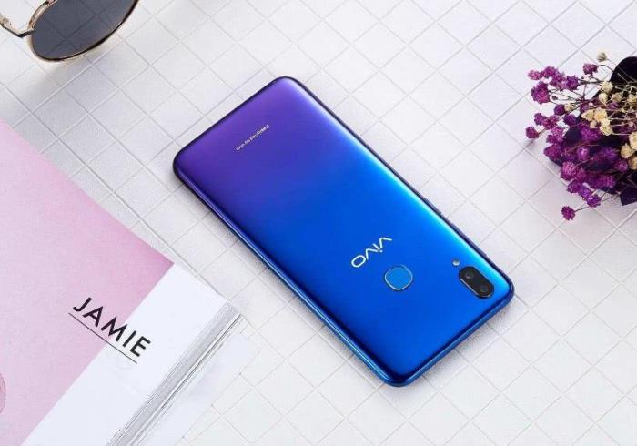 vivo哪款手机性价比最好 uk2W-hshmsth6312469.jpg