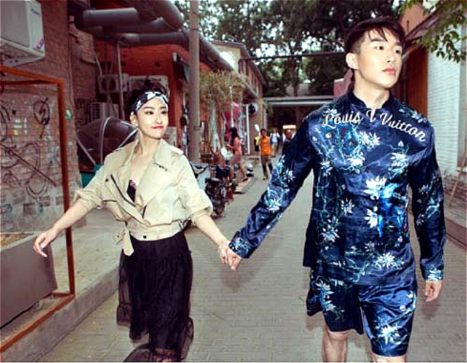 她是烧饼初恋,分手原因成谜,今成瑜伽小仙女,粉丝近400万|郭柯彤|烧饼